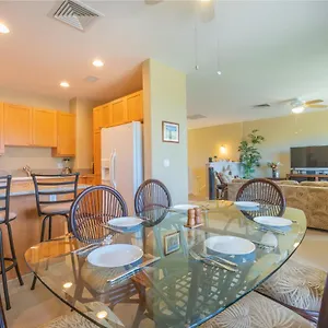 With Ac, Pool, Garage, Gear 27b Princeville